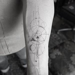 Geometrisches Tattoo